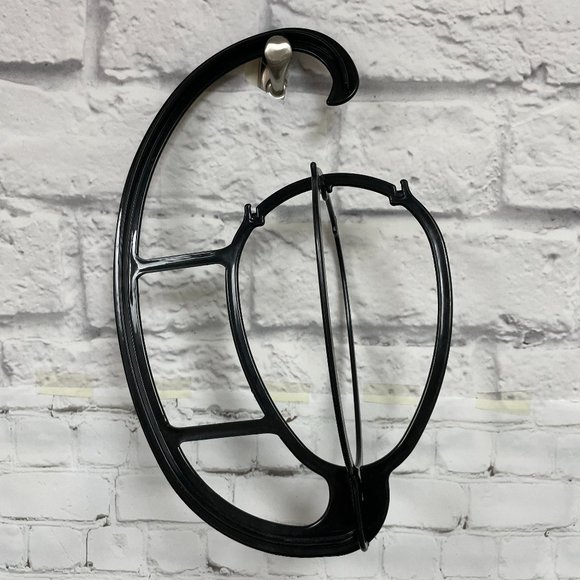 Hanging Wig Stand - Picture 1 of 3